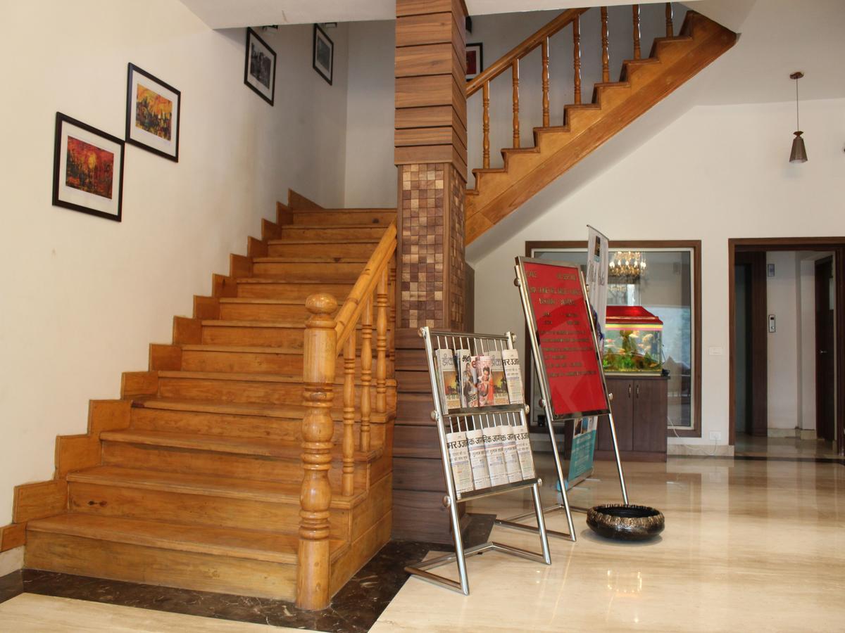 Oyo 2531 Hotel Una Comfort Misty Oak Nainital Exterior photo